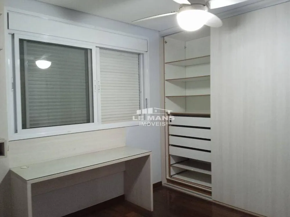 Casa, 3 quartos, 211 m² - Foto 4
