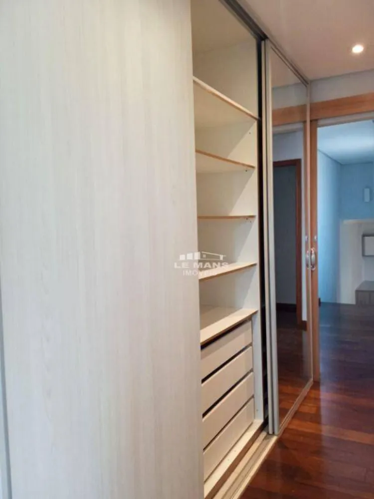 Casa, 3 quartos, 211 m² - Foto 2