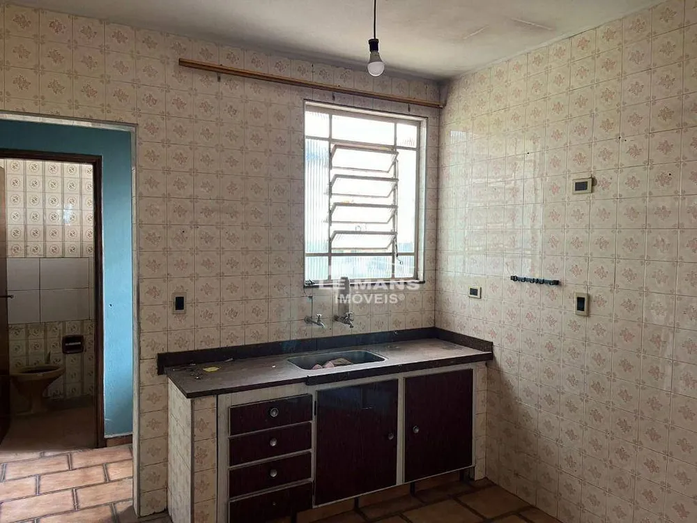 Casa, 5 quartos, 138 m² - Foto 2