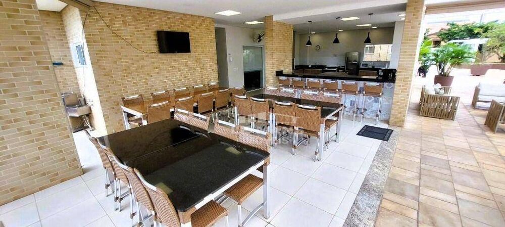 Apartamento à venda com 3 quartos, 150m² - Foto 4