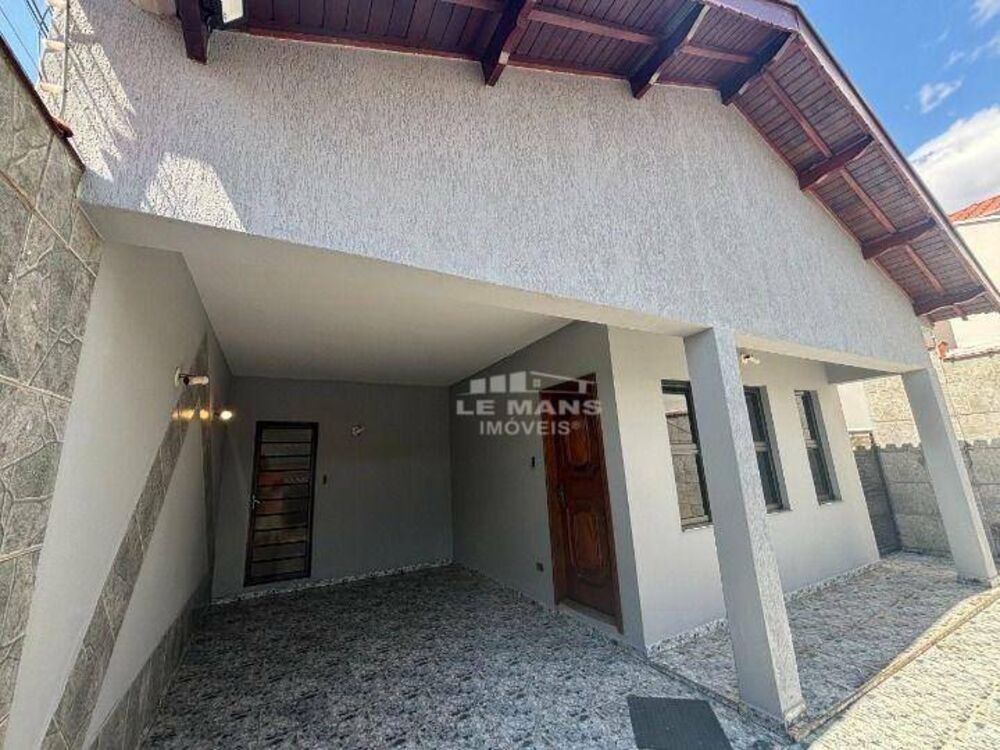 Casa à venda com 3 quartos, 111m² - Foto 3