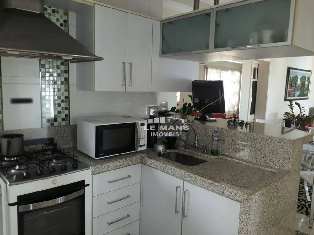 Casa, 5 quartos, 215 m² - Foto 4