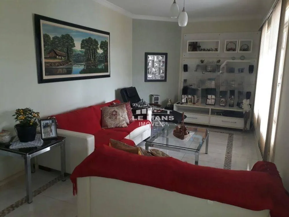 Casa, 5 quartos, 215 m² - Foto 3
