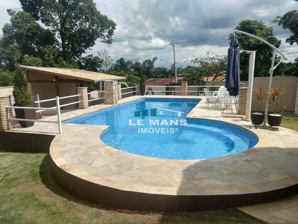 Chácara à venda com 4 quartos, 400m² - Foto 3