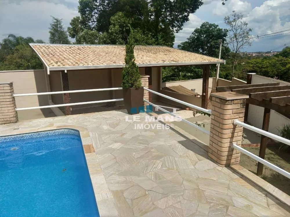 Chácara à venda com 4 quartos, 400m² - Foto 2