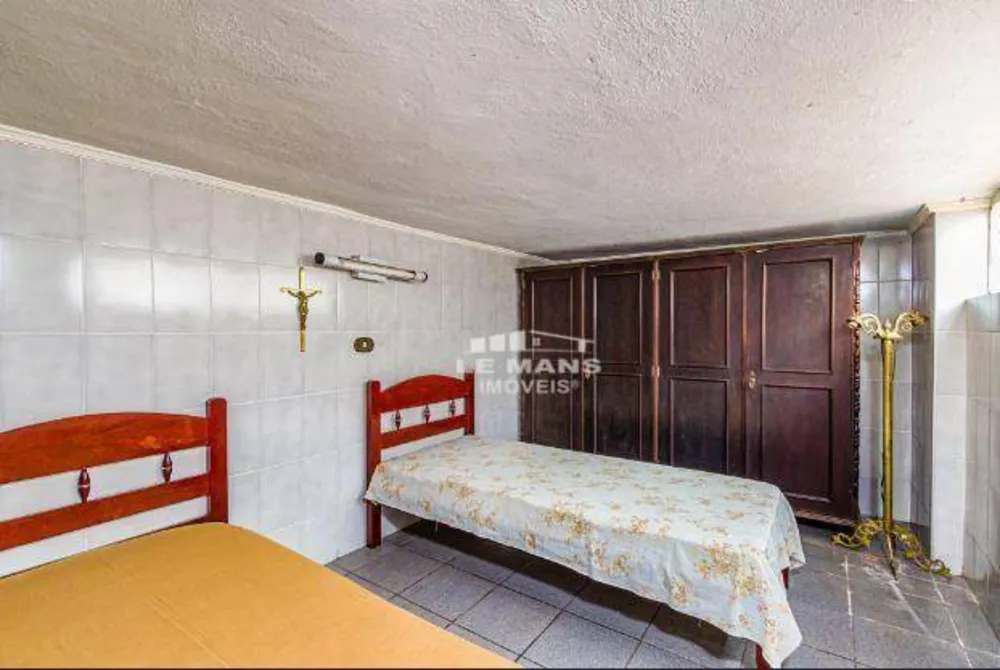 Casa, 3 quartos, 223 m² - Foto 8