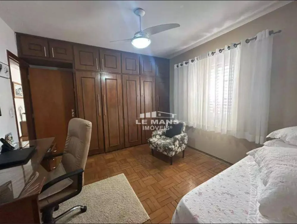 Casa, 3 quartos, 183 m² - Foto 2