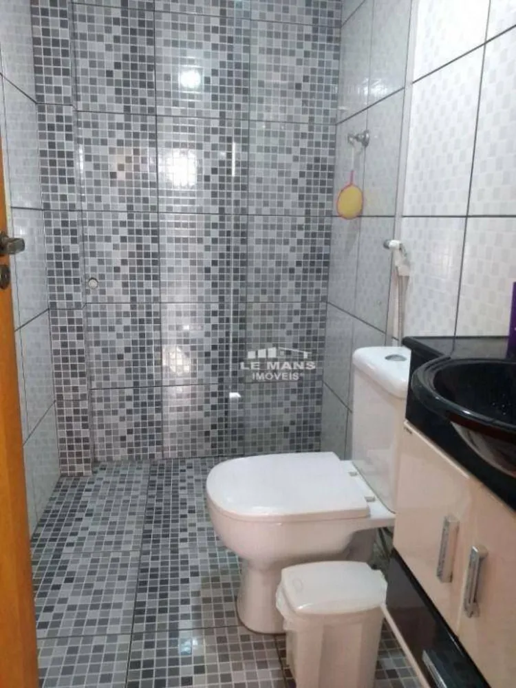Casa, 4 quartos, 248 m² - Foto 11