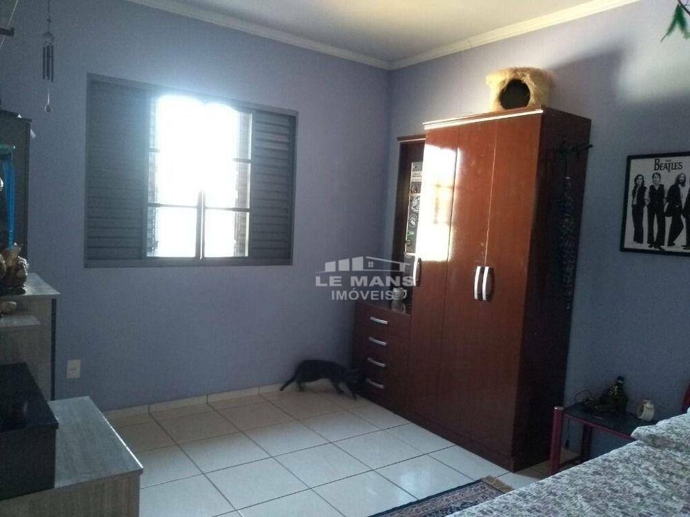 Casa, 4 quartos, 248 m² - Foto 5