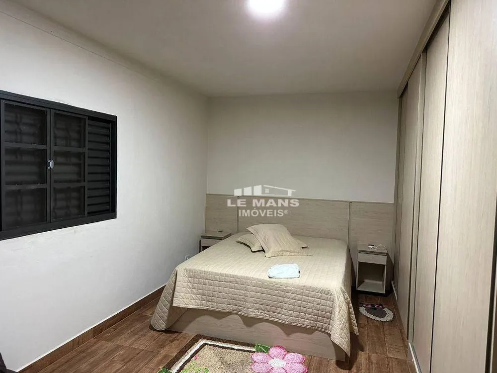 Casa, 2 quartos, 270 m² - Foto 11