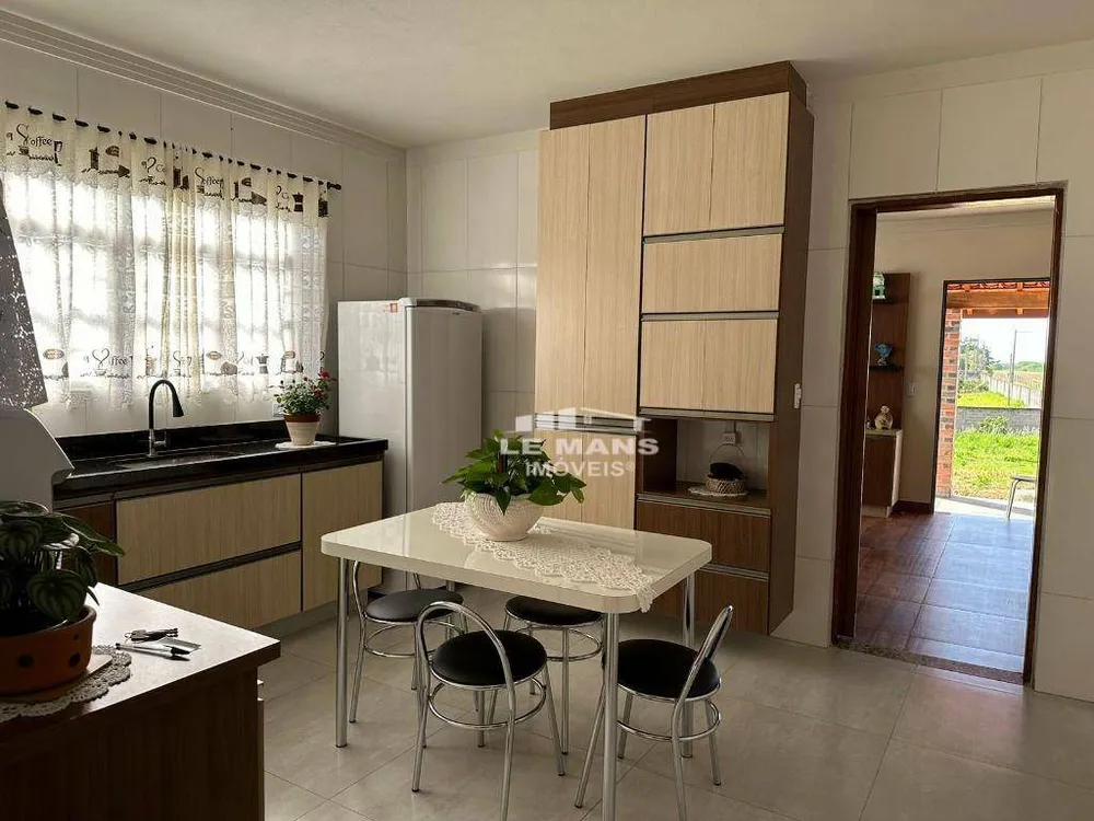 Casa, 2 quartos, 270 m² - Foto 4