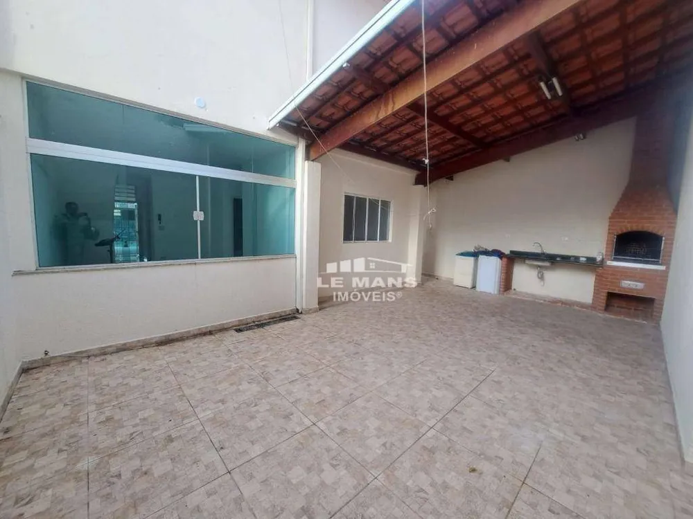 Casa, 3 quartos, 202 m² - Foto 5