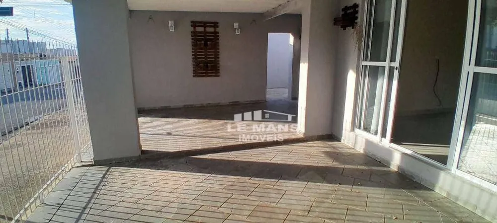 Casa, 3 quartos, 98 m² - Foto 1