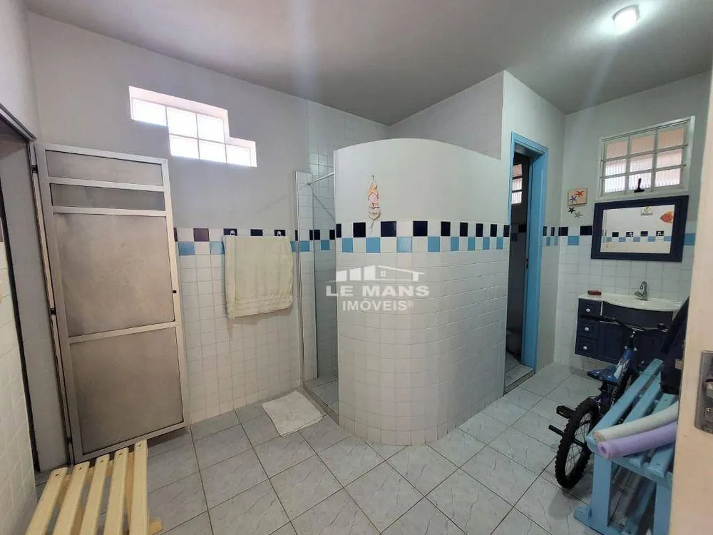 Casa, 3 quartos, 323 m² - Foto 3