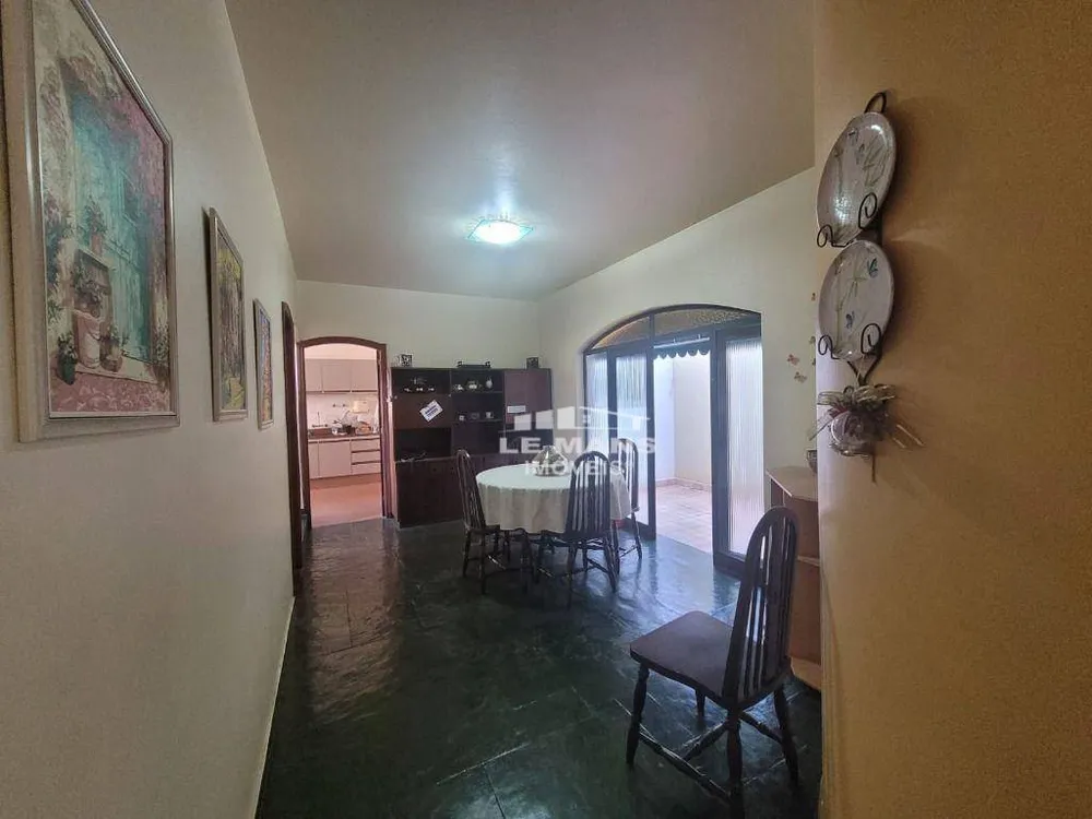 Casa, 3 quartos, 323 m² - Foto 4