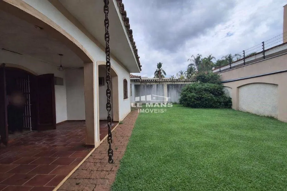 Casa, 3 quartos, 285 m² - Foto 1