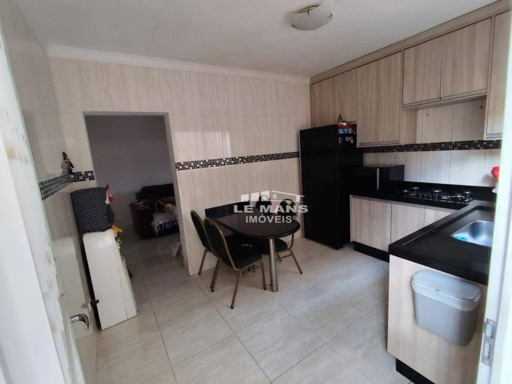 Casa, 5 quartos, 200 m² - Foto 3
