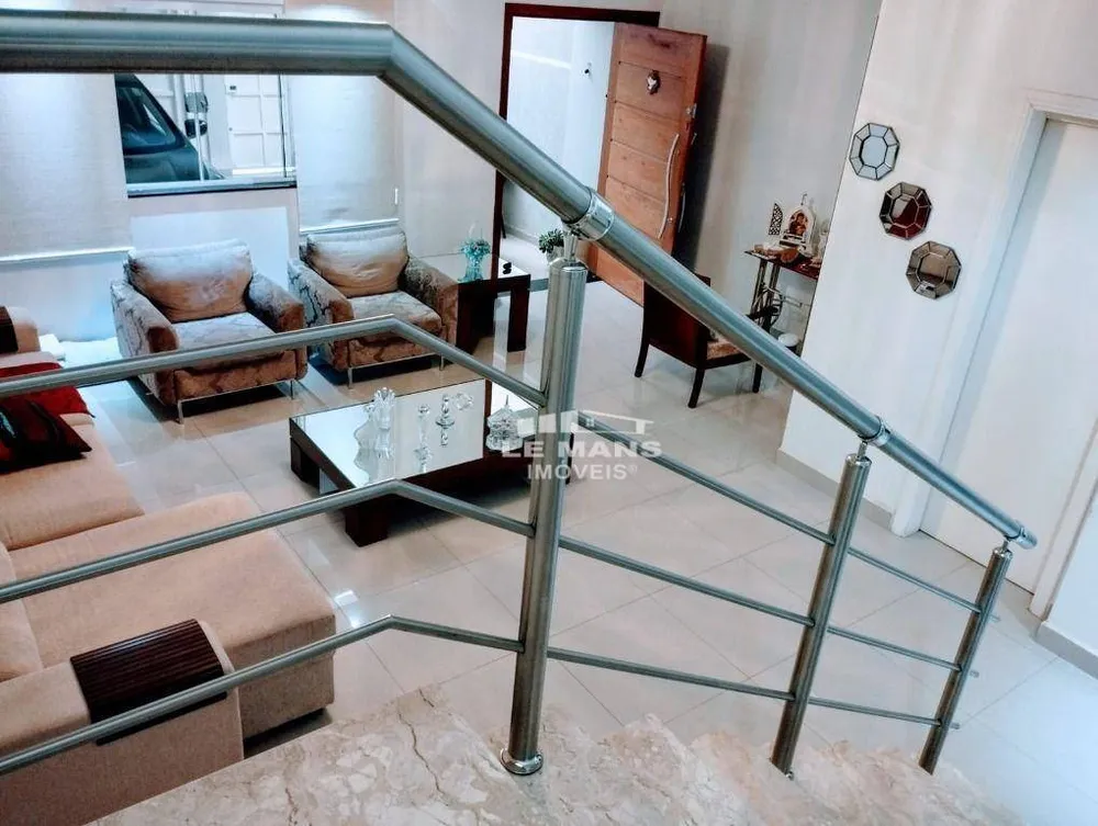 Casa, 3 quartos, 195 m² - Foto 3