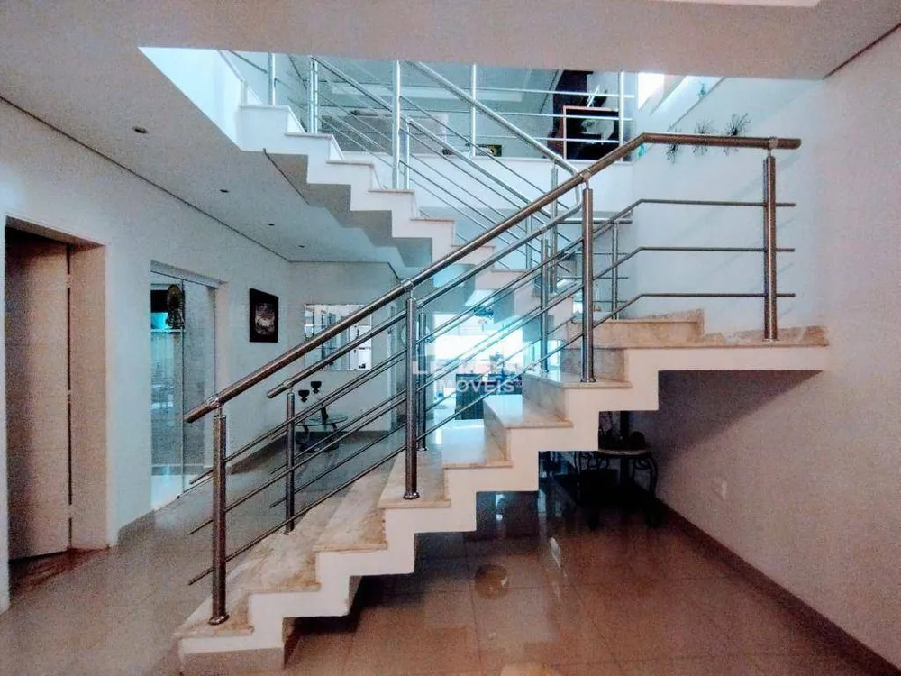 Casa, 3 quartos, 195 m² - Foto 2