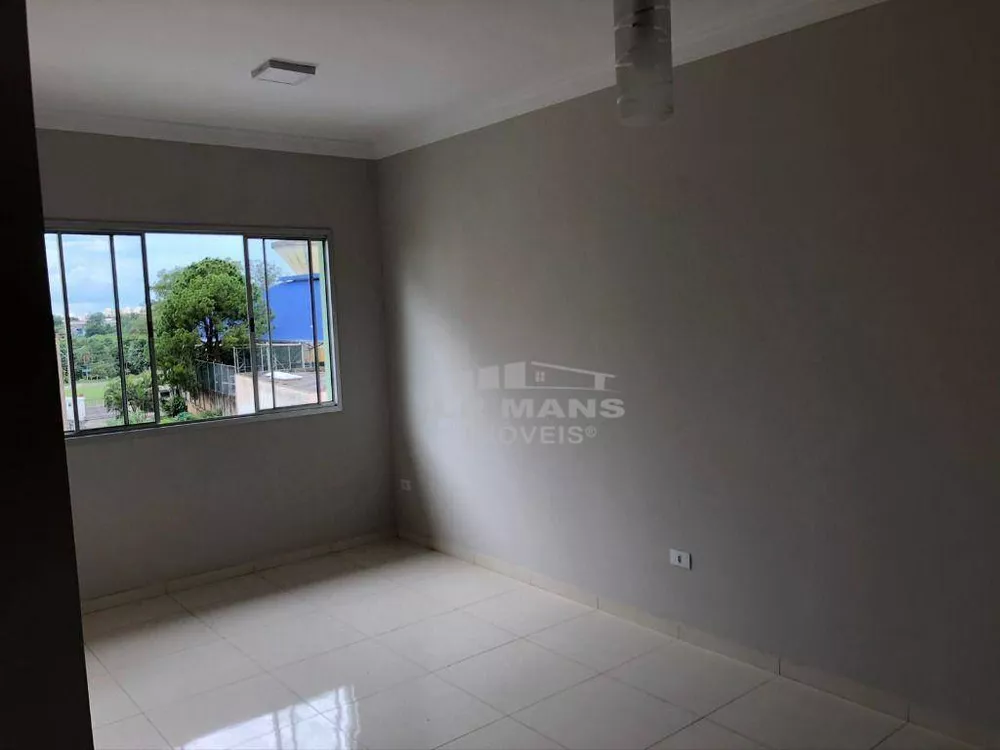 Apartamento à venda com 3 quartos, 70m² - Foto 4