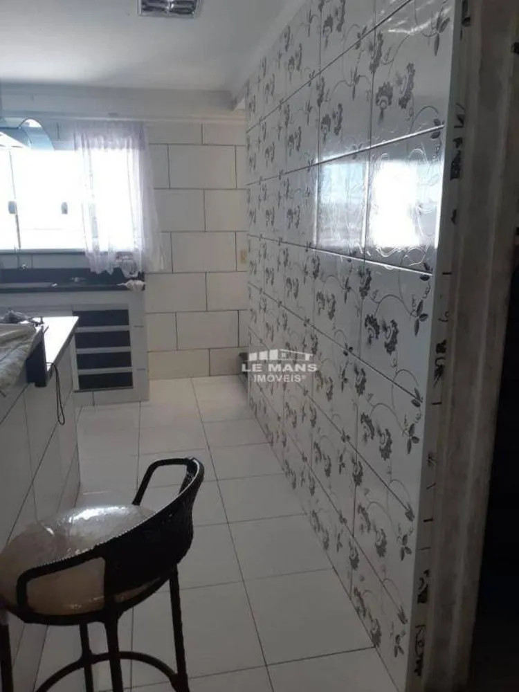 Casa, 3 quartos, 375 m² - Foto 11