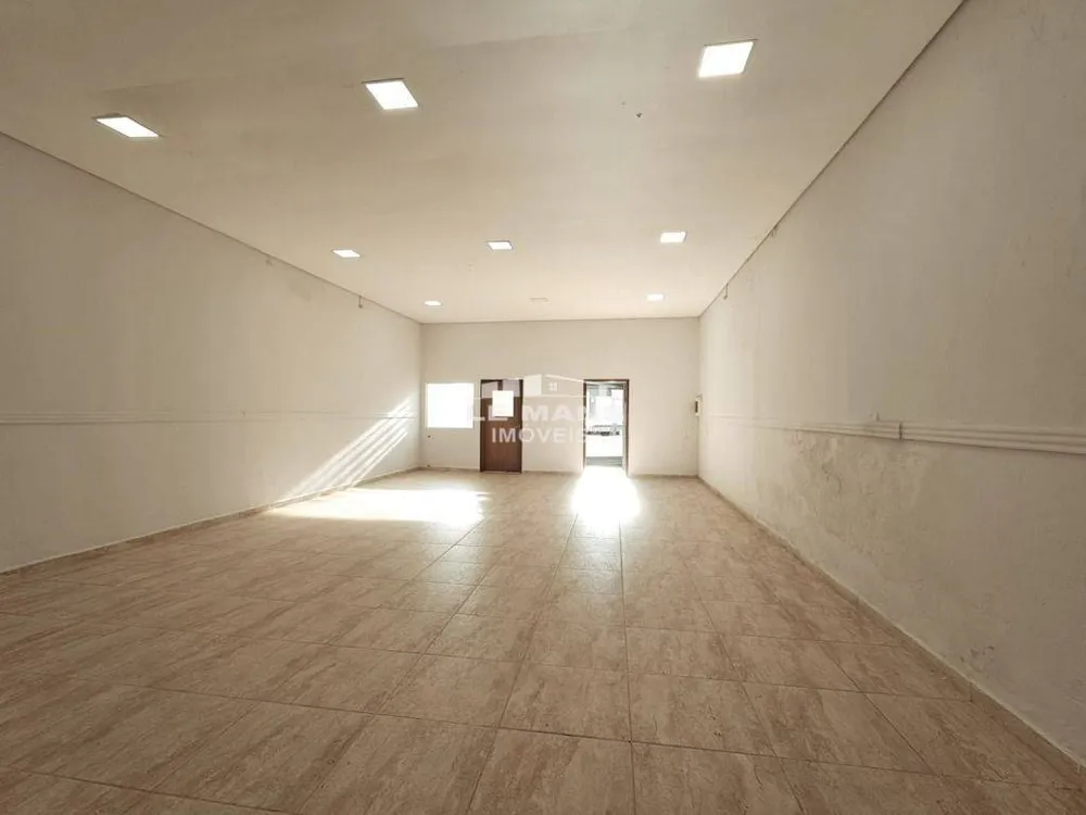 Loja-Salão, 303 m² - Foto 1