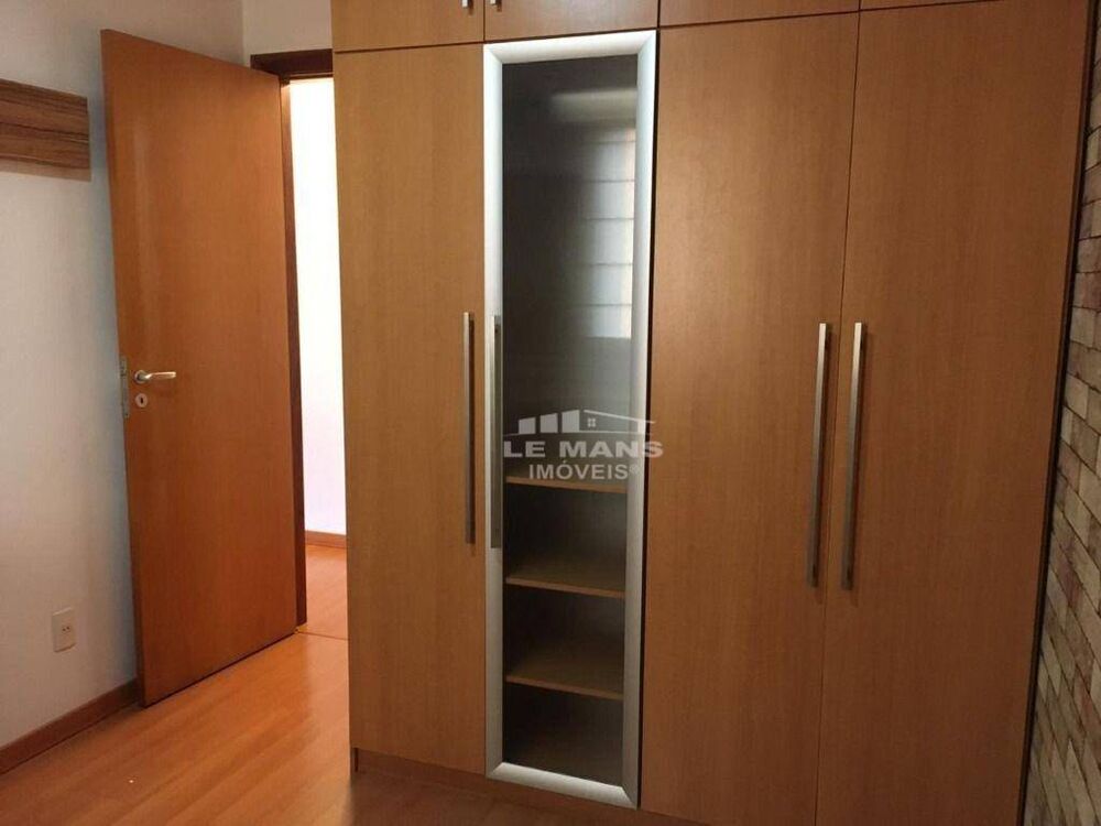 Apartamento à venda com 3 quartos, 97m² - Foto 8