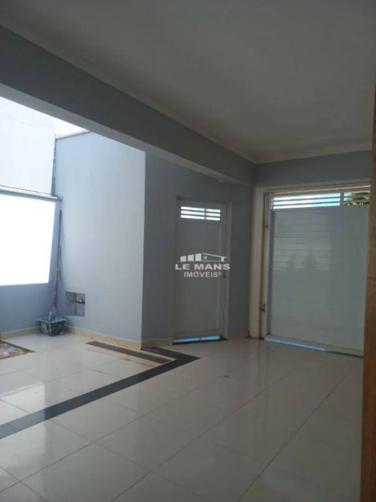 Casa, 3 quartos, 173 m² - Foto 2