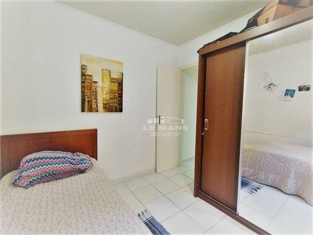 Casa à venda com 4 quartos, 218m² - Foto 6