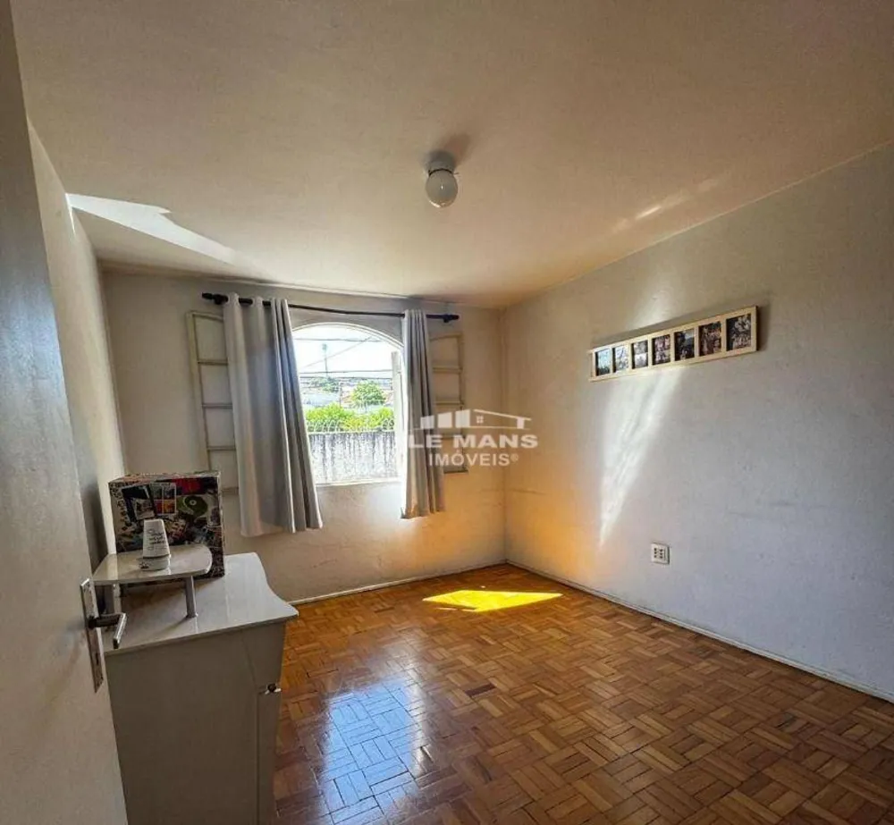 Casa, 3 quartos, 162 m² - Foto 2