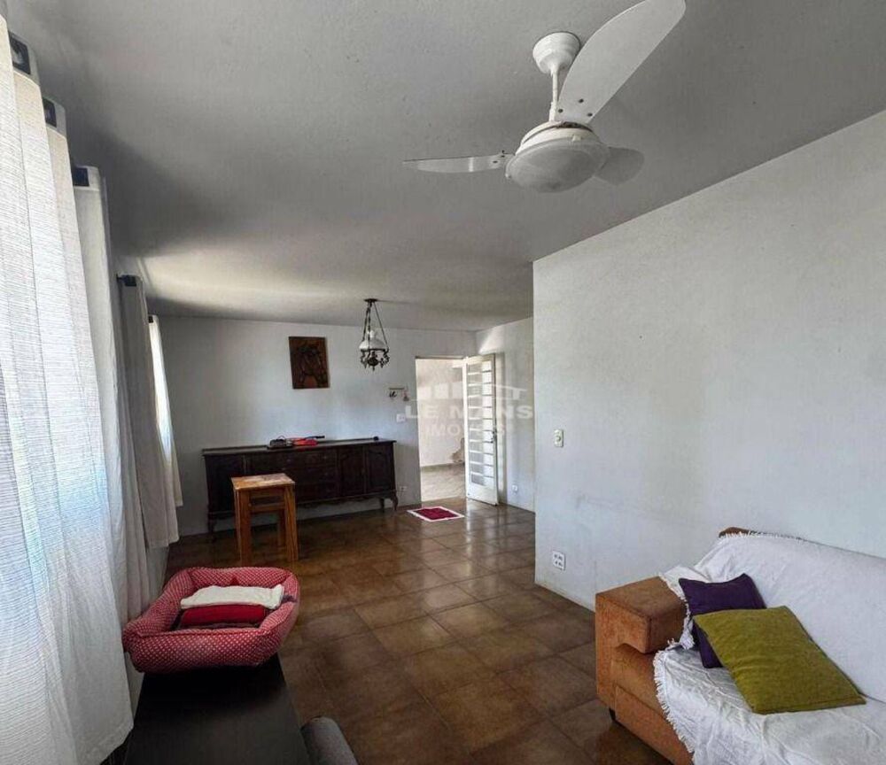 Casa à venda com 3 quartos, 162m² - Foto 3