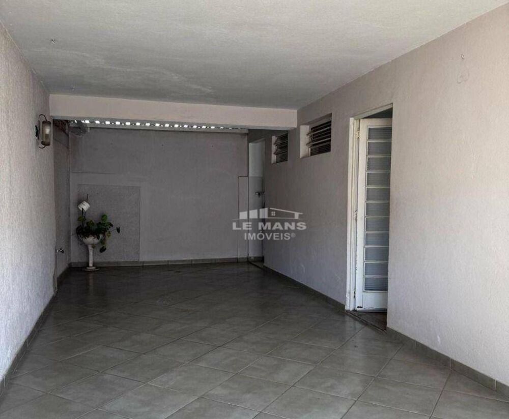 Casa à venda com 3 quartos, 162m² - Foto 2