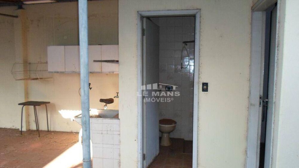 Casa à venda com 3 quartos, 180m² - Foto 8