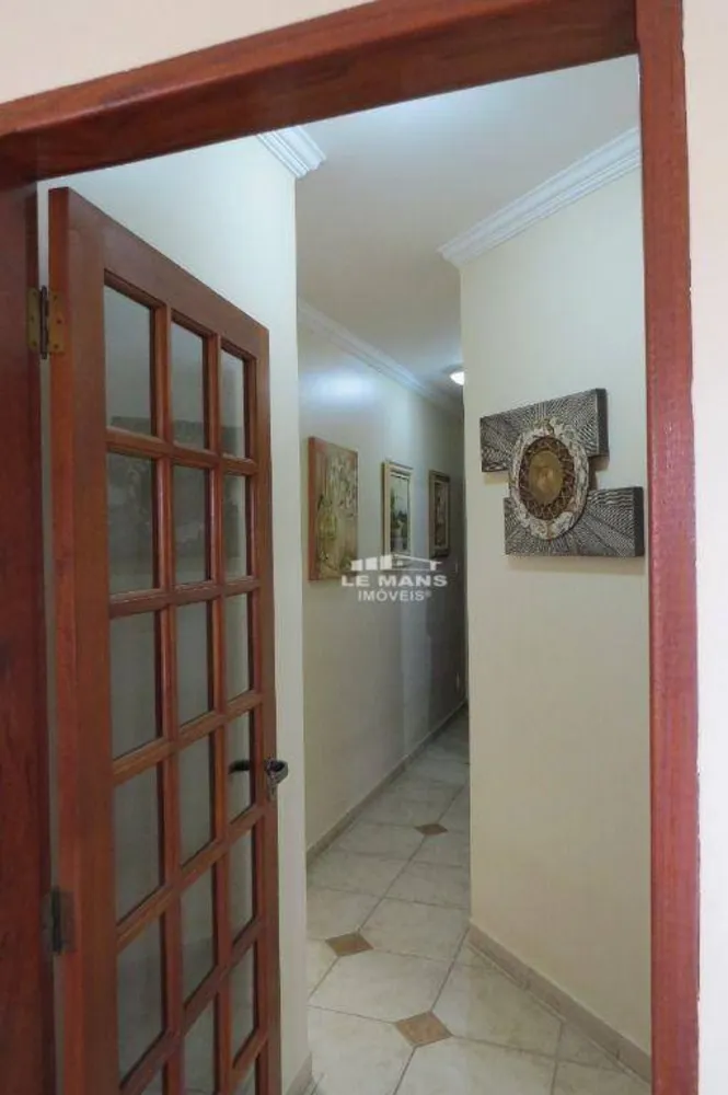 Casa, 3 quartos, 220 m² - Foto 2