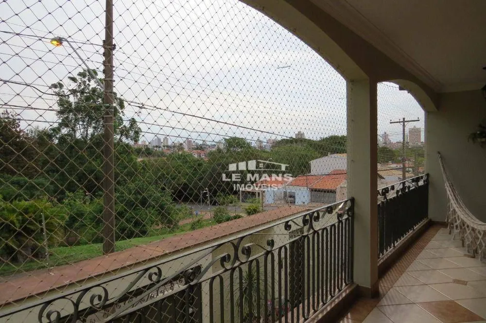 Casa, 3 quartos, 220 m² - Foto 3
