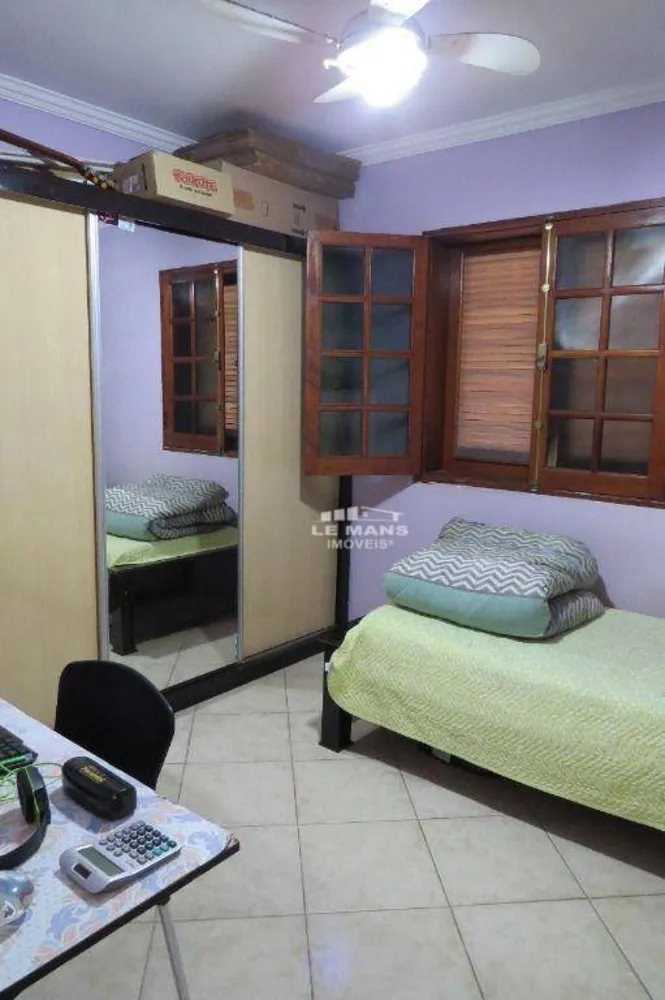 Casa, 3 quartos, 220 m² - Foto 9