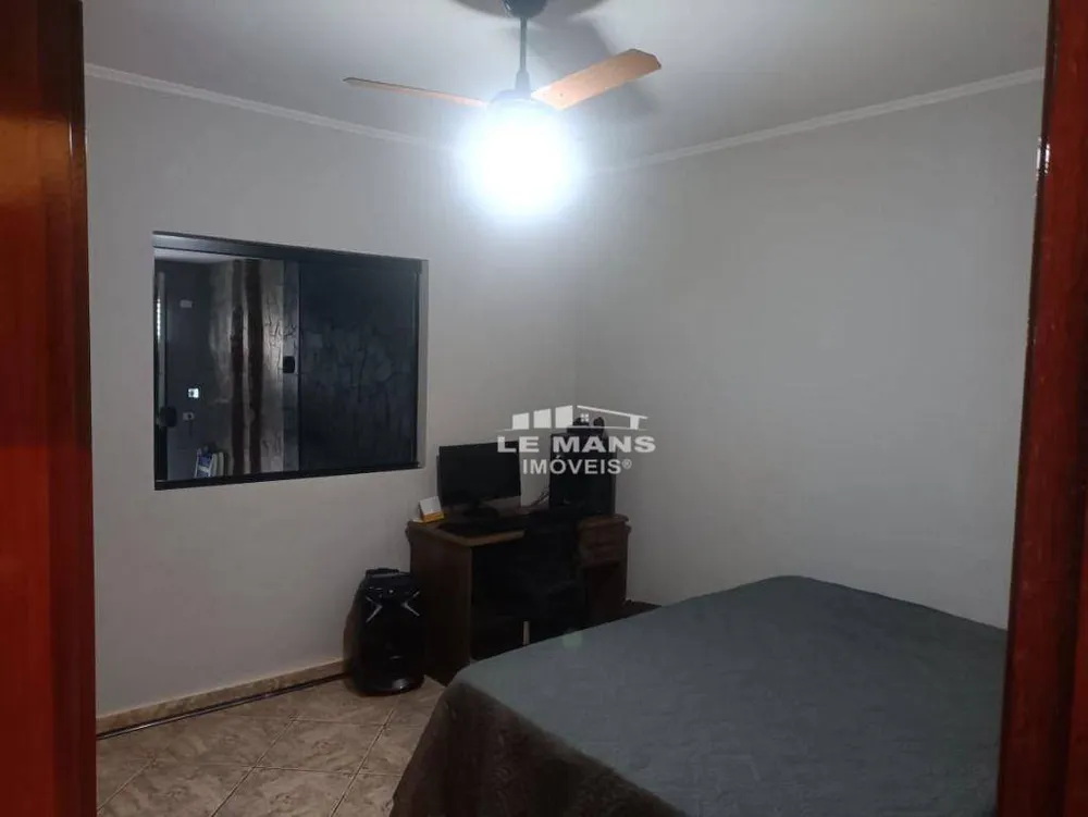 Casa, 3 quartos, 168 m² - Foto 11