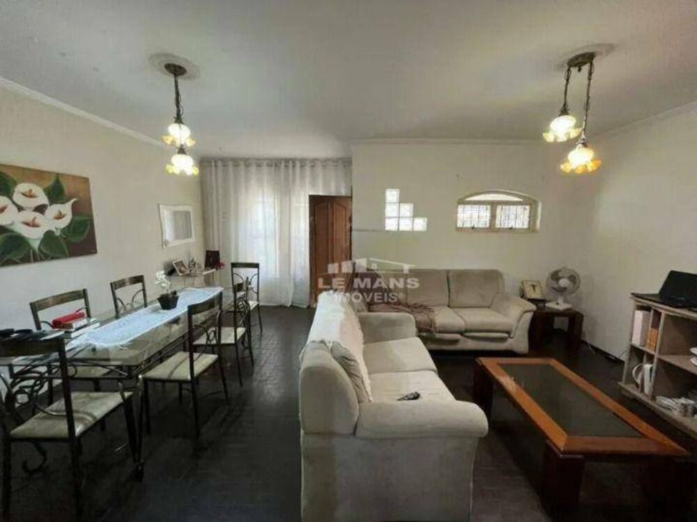 Casa à venda com 3 quartos, 137m² - Foto 2