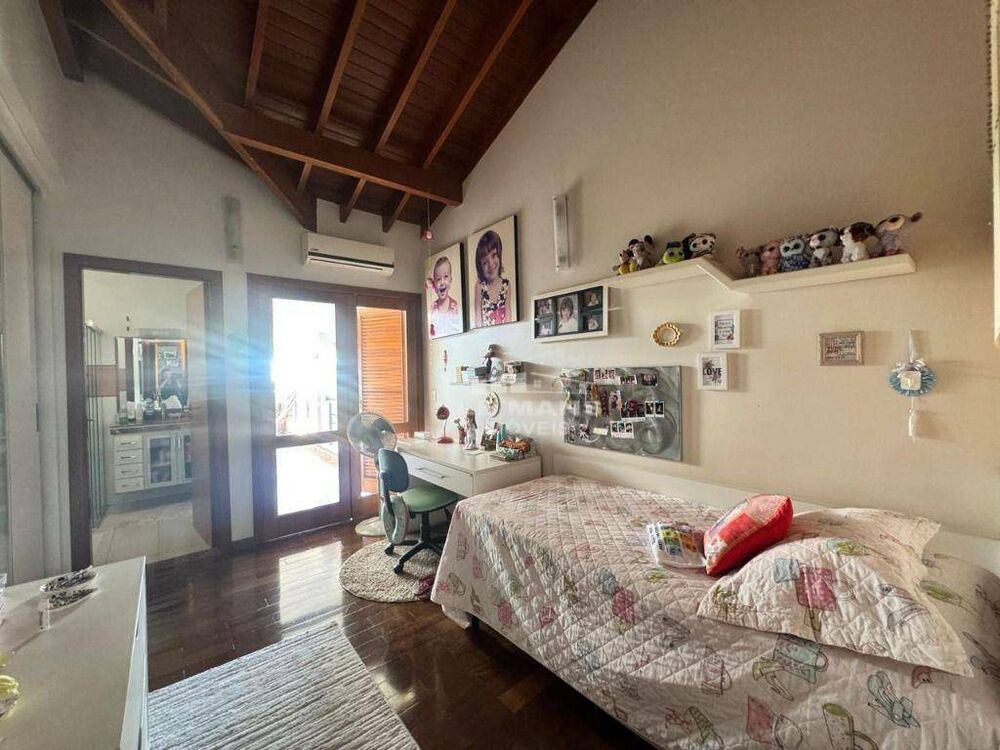 Casa, 3 quartos, 443 m² - Foto 3