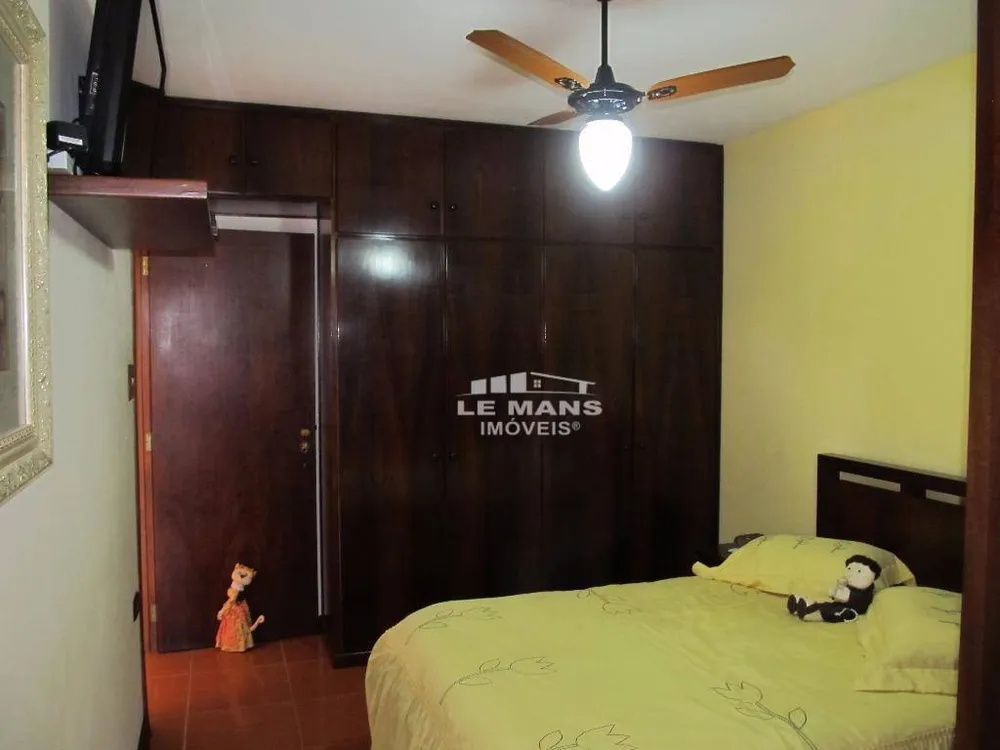 Casa, 4 quartos, 380 m² - Foto 2