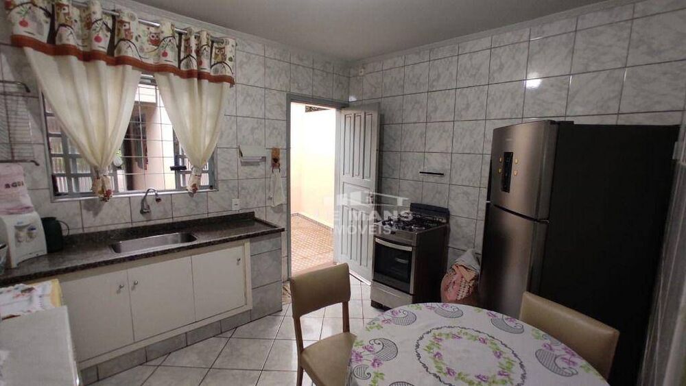 Casa, 3 quartos, 96 m² - Foto 4