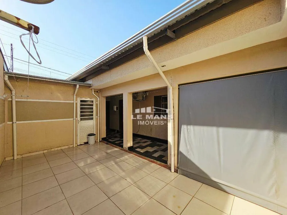 Casa, 3 quartos, 220 m² - Foto 11