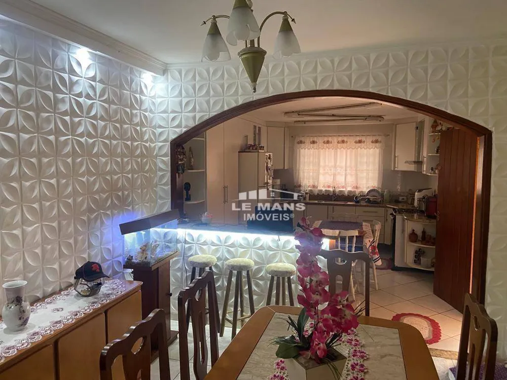 Casa, 3 quartos, 230 m² - Foto 8
