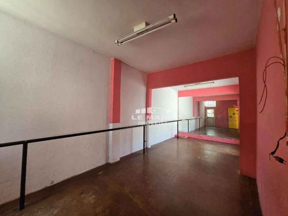 Casa, 2 quartos, 227 m² - Foto 2