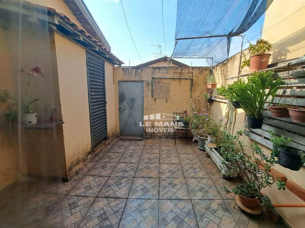 Casa, 3 quartos, 200 m² - Foto 1