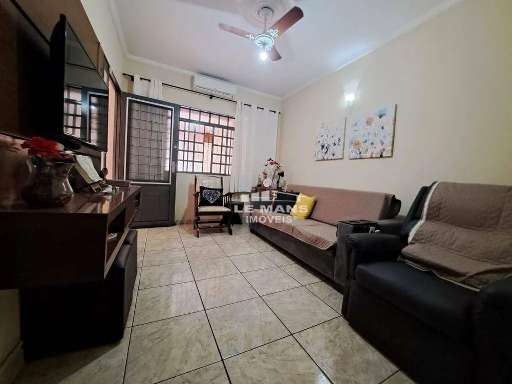Casa, 3 quartos, 200 m² - Foto 5