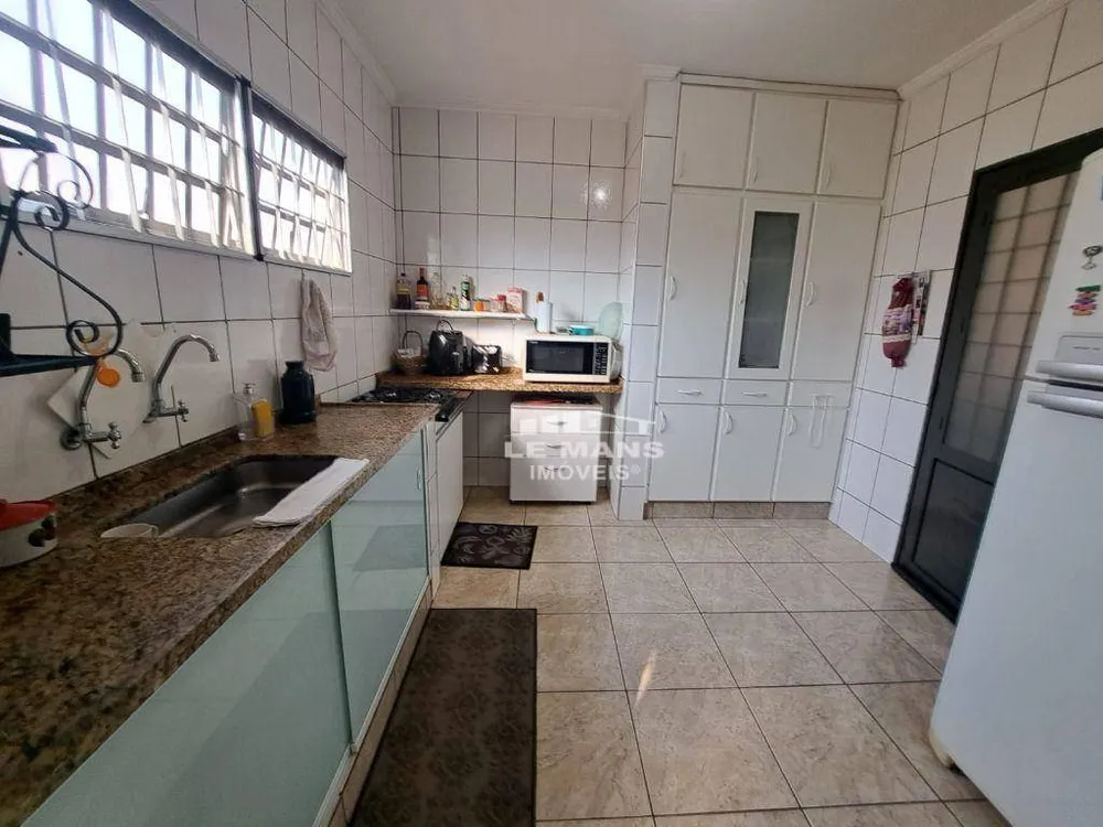 Casa, 3 quartos, 200 m² - Foto 3