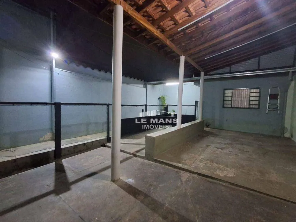 Casa, 4 quartos, 150 m² - Foto 1