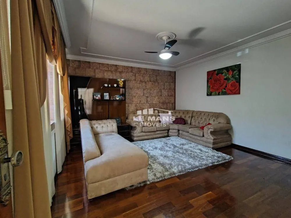 Casa, 6 quartos, 296 m² - Foto 1