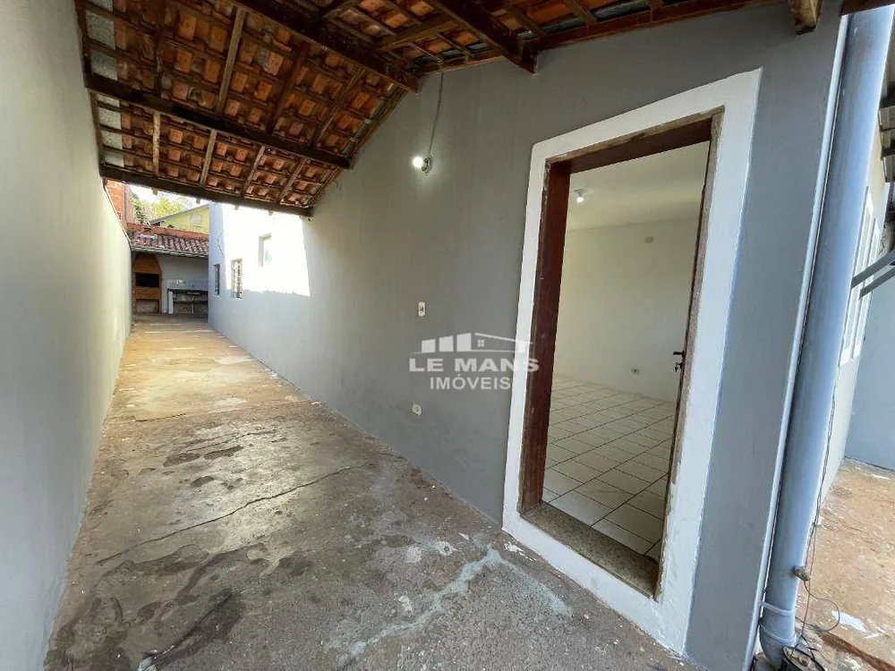 Casa, 3 quartos, 153 m² - Foto 2